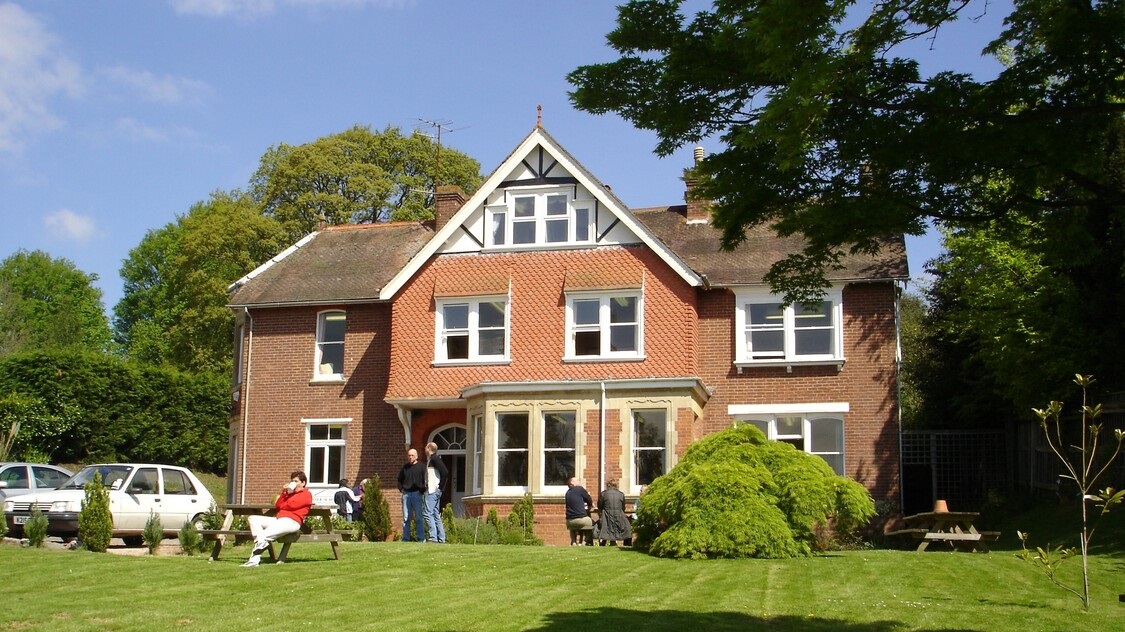 エクセターアカデミー Exeter Academy|イギリスの語学学校|ISS留学ライフ|Z会グループの留学エージェント/5万人以上の留学実績